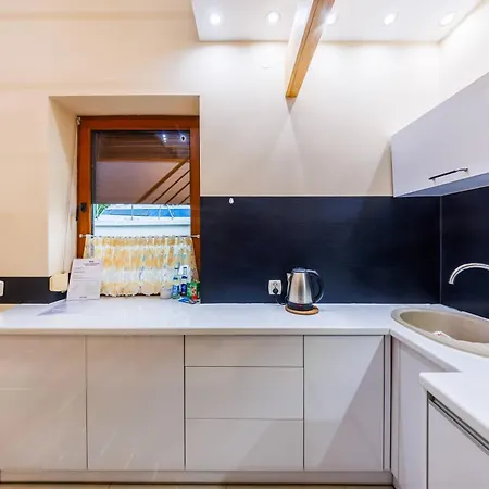 Spokojne Zacisze- In Rzeszow, Free Parking By Staynest