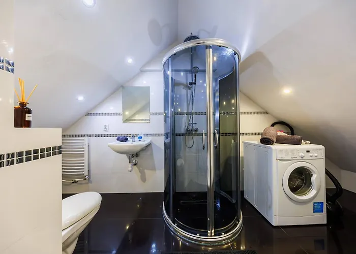 Appartamento Spokojne Zacisze- In Rzeszow, Free Parking By Staynest *